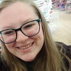 Meet your Posher, Rebekah